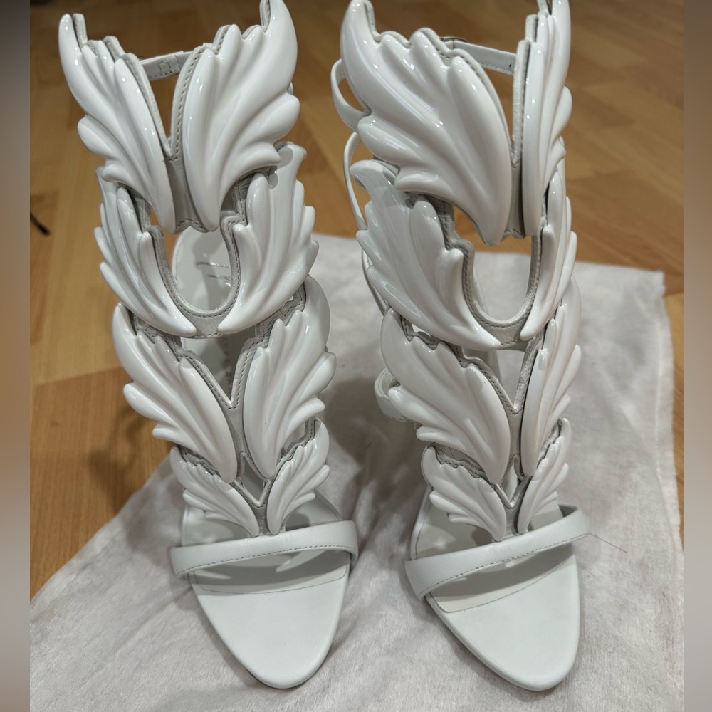 Giuseppe zanotti cruel summer sandals